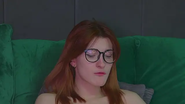 Snapshot of JessicaRossy chatting on April 11, 2026, 7:45 am JessicaRossy online show from April 11, 2026, 7:45 am