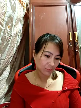 Snapshot of Aly_live chatting on February 12, 2026, 11:21 am Aly live online show from February 12, 2026, 11:21 am