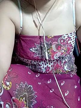 Snapshot of yun_2006 chatting on April 4, 2026, 3:13 am yun 2006 online show from April 4, 2026, 3:13 am