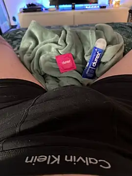 Thomascrtz online show from February 17, 2026, 9:12 pm