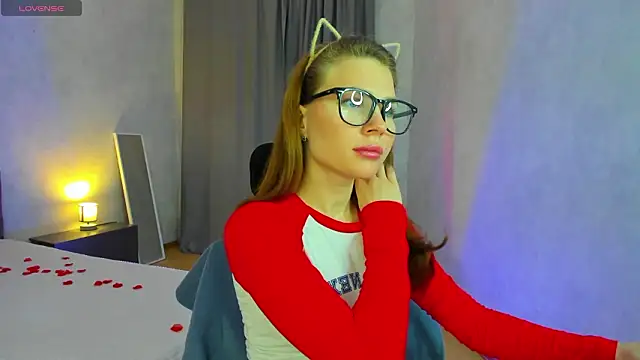 Snapshot of little__isabel chatting on February 26, 2026, 1:27 am little isabel online show from February 26, 2026, 1:27 am