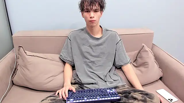 Snapshot of Ur_NextDoor_Boy chatting on February 22, 2026, 9:16 pm Ur NextDoor Boy online show from February 22, 2026, 9:16 pm