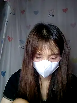 Snapshot of -Bada- chatting on April 13, 2026, 1:26 pm -Bada- online show from April 13, 2026, 1:26 pm