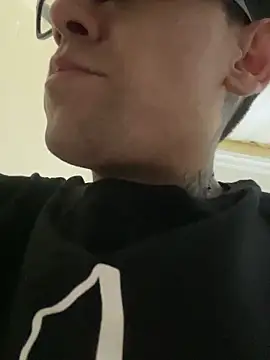 Snapshot of Femboysissy1919 chatting on April 7, 2026, 2:19 pm Femboysissy1919 online show from April 7, 2026, 2:19 pm