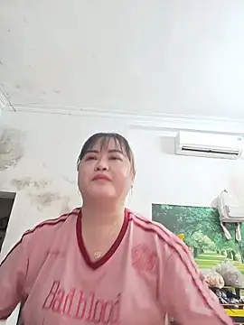 Kee-kimlee online show from May 24, 2026, 8:58 am