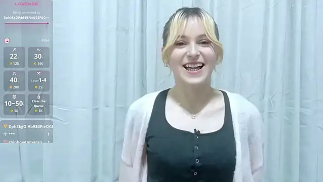 Snapshot of e_ri_ka93 chatting on March 6, 2026, 5:13 am e ri ka93 online show from March 6, 2026, 5:13 am