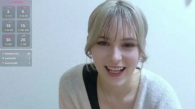 Snapshot of e_ri_ka93 chatting on March 31, 2026, 1:02 pm e ri ka93 online show from March 31, 2026, 1:02 pm