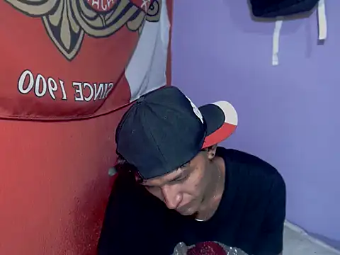 Snapshot of chicotimidoxxx chatting on February 9, 2026, 2:59 pm chicotimidoxxx online show from February 9, 2026, 2:59 pm