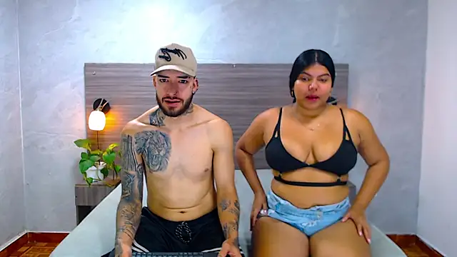 Paulina And Tayron online show from February 14, 2026, 12:49 pm