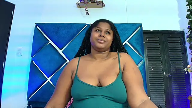Snapshot of AlexaRousse4u chatting on May 16, 2026, 10:53 pm AlexaRousse4u online show from May 16, 2026, 10:53 pm