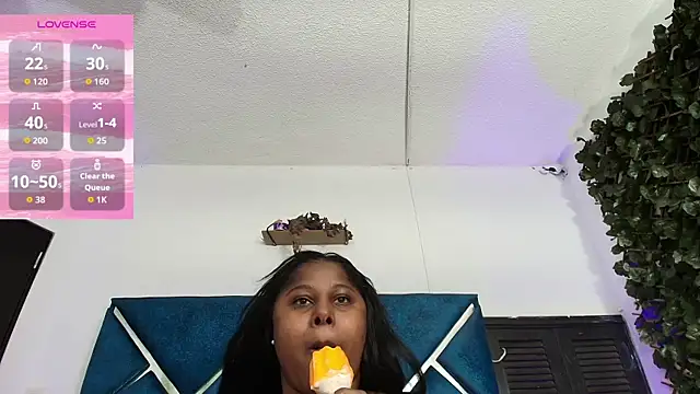 Snapshot of AlexaRousse4u chatting on May 28, 2026, 2:19 am AlexaRousse4u online show from May 28, 2026, 2:19 am