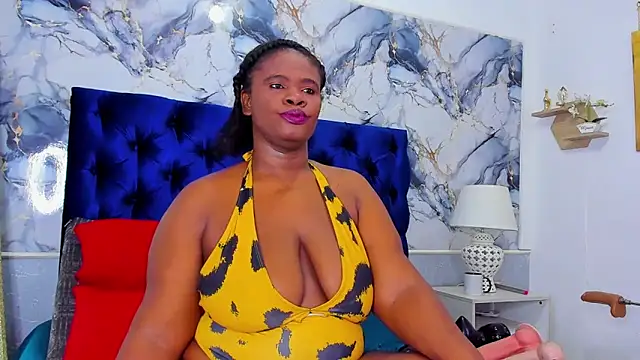 Snapshot of EBONY_SWEEET_ chatting on May 16, 2026, 3:16 am EBONY SWEEET online show from May 16, 2026, 3:16 am