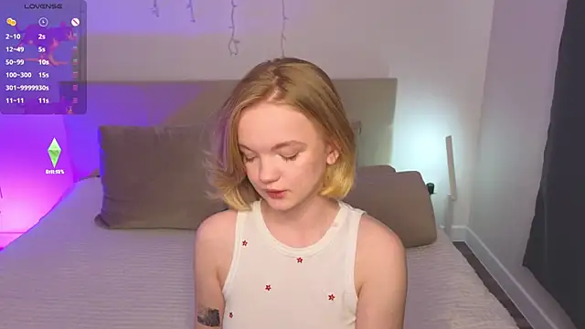 Snapshot of StellaBunny chatting on April 13, 2026, 10:08 am StellaBunny online show from April 13, 2026, 10:08 am