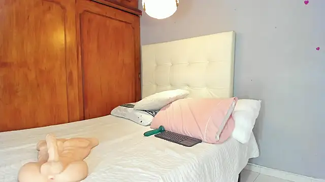 Britanny W online show from March 15, 2026, 3:19 pm