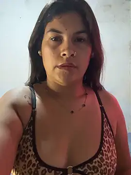 Layla luvv online show from February 11, 2026, 6:08 pm