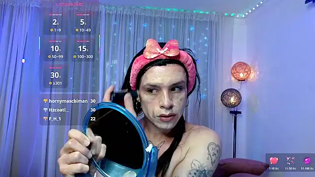 Snapshot of DanniHotBoy02 chatting on April 30, 2026, 7:10 pm DanniHotBoy02 online show from April 30, 2026, 7:10 pm