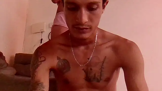 Snapshot of Max_and_anny chatting on April 13, 2026, 3:16 pm Max and anny online show from April 13, 2026, 3:16 pm