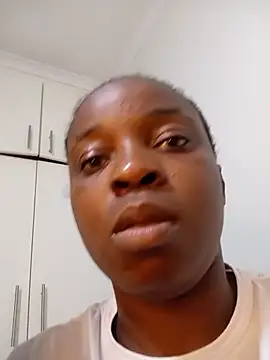 YummyBoobs  online show from May 17, 2026, 2:50 pm