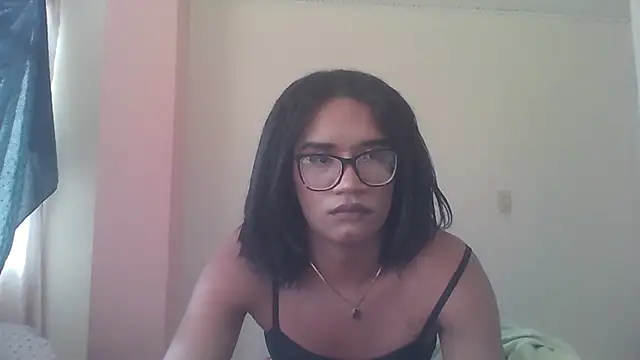 Snapshot of horny_brii chatting on June 23, 2026, 10:19 pm horny brii online show from June 23, 2026, 10:19 pm