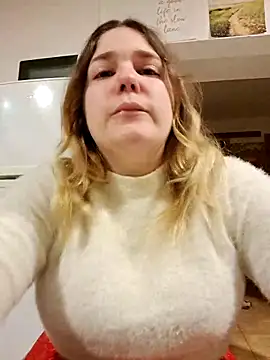 Snapshot of Dulcexpecado chatting on March 10, 2026, 8:57 pm Dulcexpecado online show from March 10, 2026, 8:57 pm