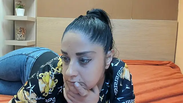 PinkyTwerkyX online show from September 24, 2025, 1:06 pm