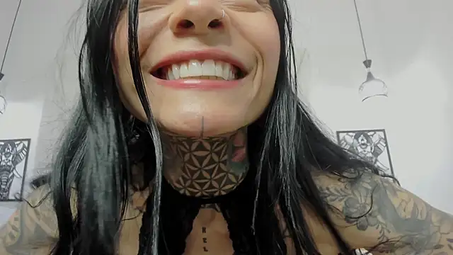 Snapshot of Mia_Reyesjs chatting on April 15, 2026, 10:54 pm Mia Reyesjs online show from April 15, 2026, 10:54 pm