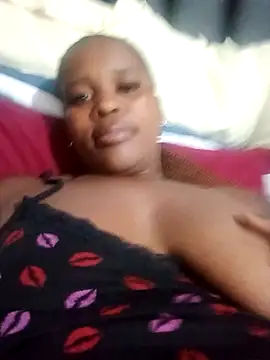 MrsTrina online show from April 14, 2026, 9:31 pm