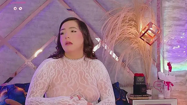Snapshot of Hannah-Prada chatting on June 10, 2026, 12:06 pm Hannah-Prada online show from June 10, 2026, 12:06 pm