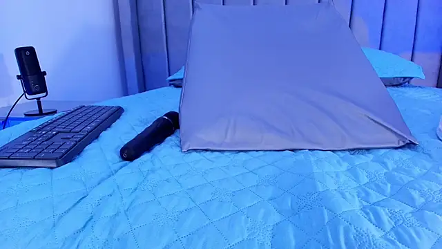 Snapshot of freyhasmith_ chatting on March 20, 2026, 3:07 am freyhasmith online show from March 20, 2026, 3:07 am