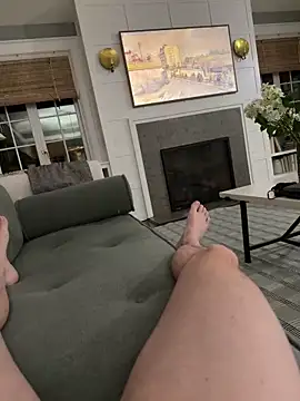 Snapshot of mutuallybeneficial chatting on March 16, 2026, 1:46 am mutuallybeneficial online show from March 16, 2026, 1:46 am