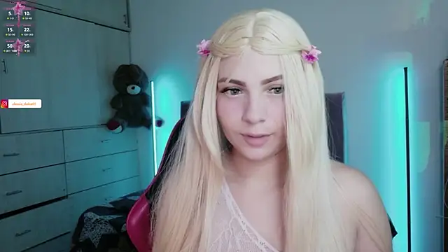 Snapshot of alessia_dolce chatting on May 22, 2026, 12:52 am alessia dolce online show from May 22, 2026, 12:52 am