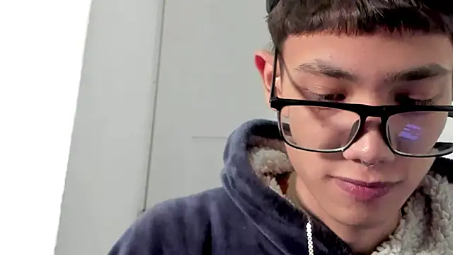 Snapshot of Santi_Princex chatting on February 14, 2026, 2:23 am Santi Princex online show from February 14, 2026, 2:23 am