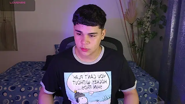 Snapshot of eithan_jonnes chatting on March 7, 2026, 12:06 am eithan jonnes online show from March 7, 2026, 12:06 am