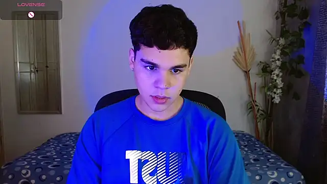 Snapshot of eithan_jonnes chatting on March 15, 2026, 8:05 pm eithan jonnes online show from March 15, 2026, 8:05 pm