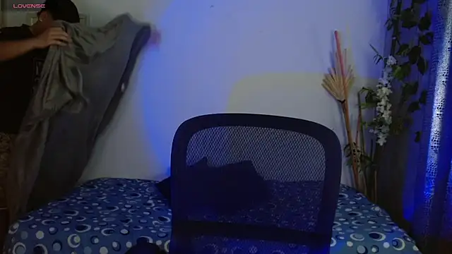 Snapshot of eithan_jonnes chatting on March 19, 2026, 9:37 pm eithan jonnes online show from March 19, 2026, 9:37 pm