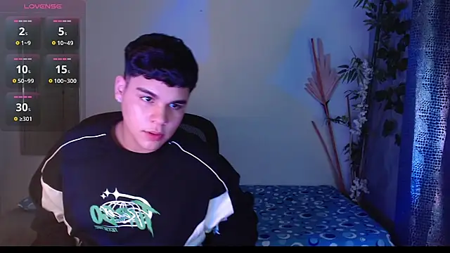 Snapshot of eithan_jonnes chatting on March 30, 2026, 4:25 am eithan jonnes online show from March 30, 2026, 4:25 am