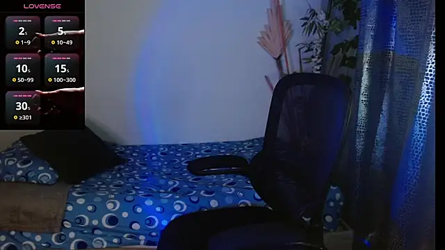 Snapshot of eithan_jonnes chatting on April 1, 2026, 9:01 pm eithan jonnes online show from April 1, 2026, 9:01 pm