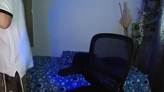 Snapshot of eithan_jonnes chatting on March 17, 2026, 9:18 pm eithan jonnes online show from March 17, 2026, 9:18 pm