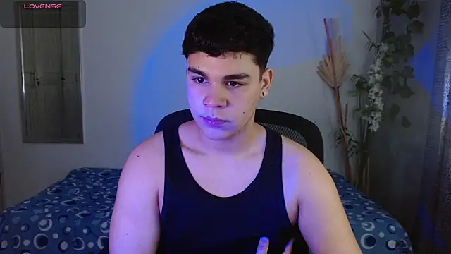 Snapshot of eithan_jonnes chatting on March 14, 2026, 8:37 pm eithan jonnes online show from March 14, 2026, 8:37 pm