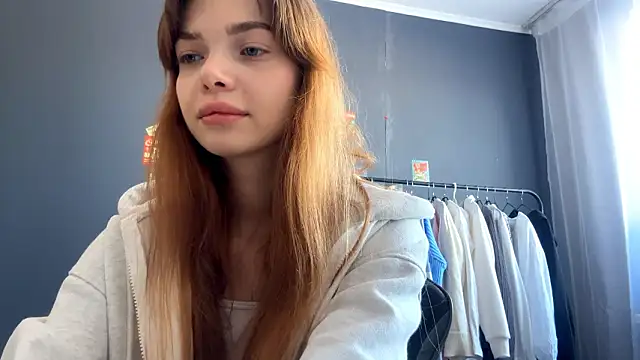 Snapshot of TaliaOgwynn chatting on February 11, 2026, 9:09 am TaliaOgwynn online show from February 11, 2026, 9:09 am