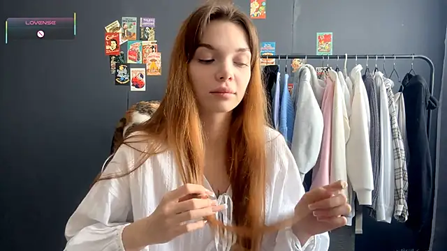 Snapshot of TaliaOgwynn chatting on February 21, 2026, 9:11 am TaliaOgwynn online show from February 21, 2026, 9:11 am