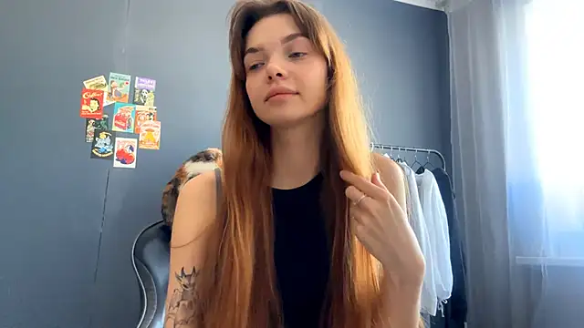 Snapshot of TaliaOgwynn chatting on February 12, 2026, 9:09 am TaliaOgwynn online show from February 12, 2026, 9:09 am