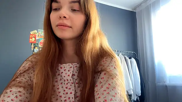 Snapshot of TaliaOgwynn chatting on February 14, 2026, 12:05 pm TaliaOgwynn online show from February 14, 2026, 12:05 pm