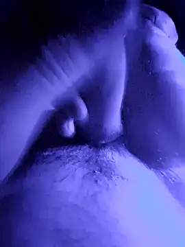 Snapshot of Marabubu chatting on February 17, 2026, 11:02 pm Marabubu online show from February 17, 2026, 11:02 pm