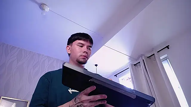 Snapshot of KaiStein chatting on February 17, 2026, 6:27 pm KaiStein online show from February 17, 2026, 6:27 pm