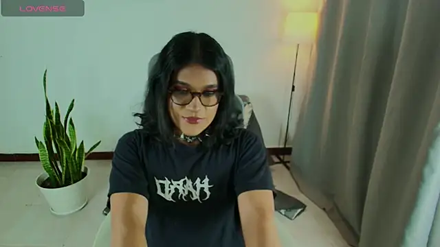 succubus Vitta online show from April 21, 2026, 11:22 pm
