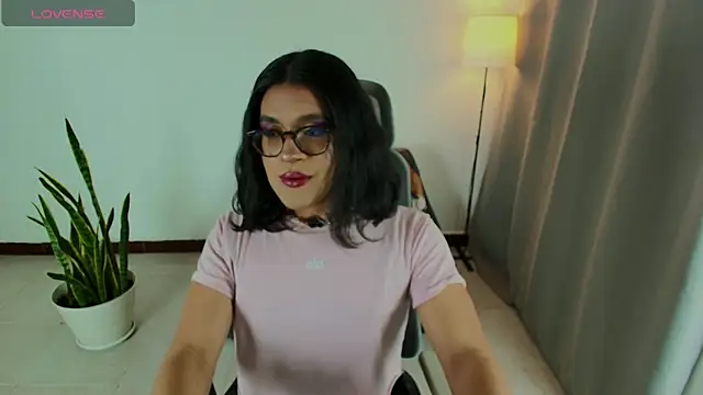 succubus Vitta online show from June 10, 2026, 2:13 am