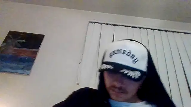 Tallhungandcloudy online show from February 20, 2026, 8:49 am