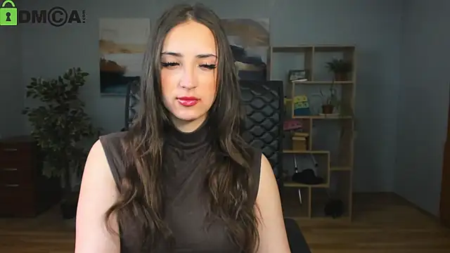 Effy Royse online show from May 26, 2026, 5:38 am