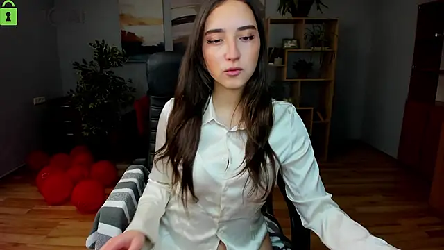 Effy Royse online show from February 22, 2026, 6:38 am